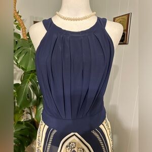 🛍️52Seven beautiful dress with stretch comfortable size 12 measurements posted